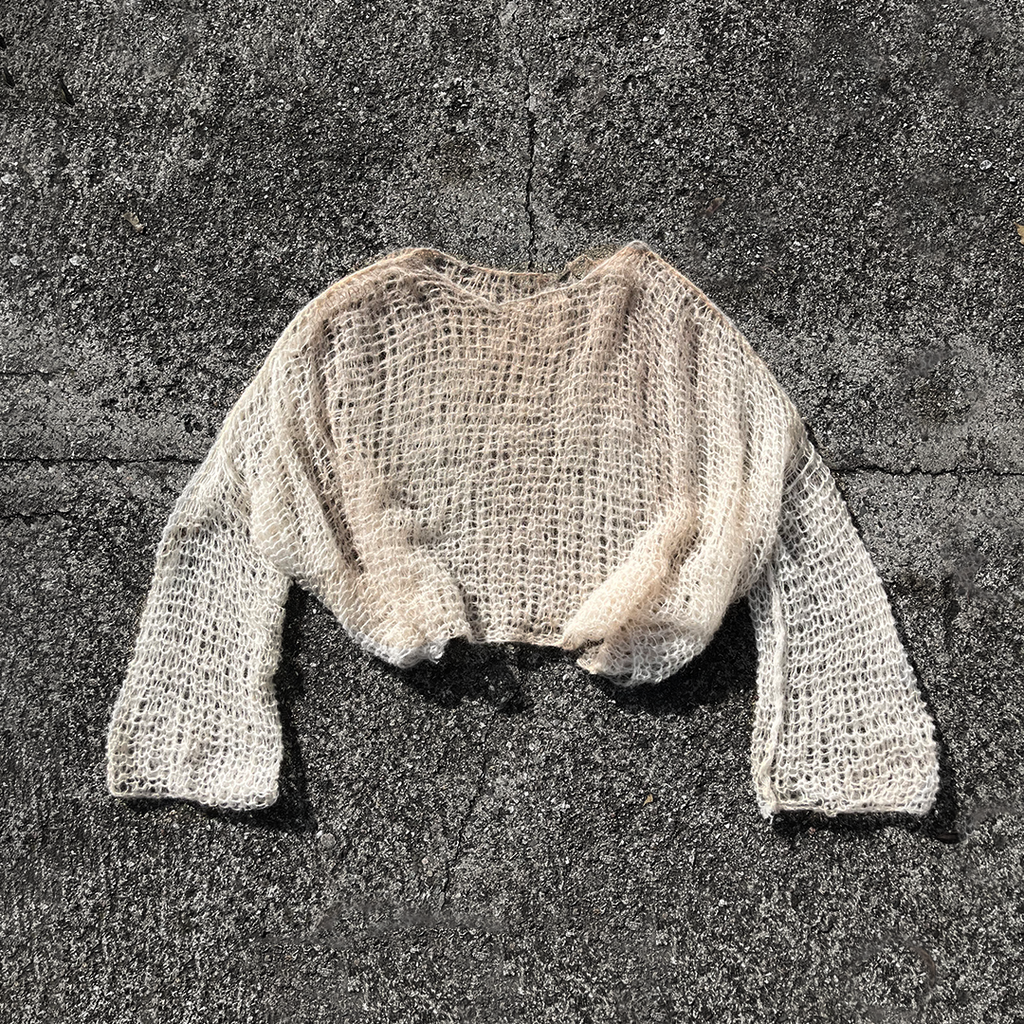 NET GRADIENT SWEATER