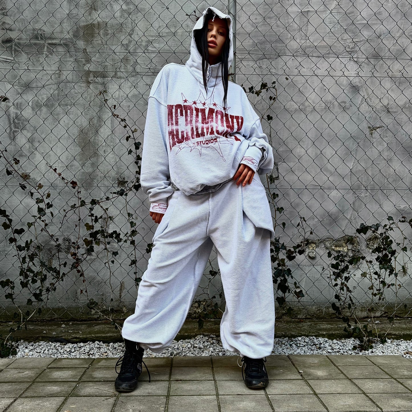 OUTLAW REVERSE HOODIE