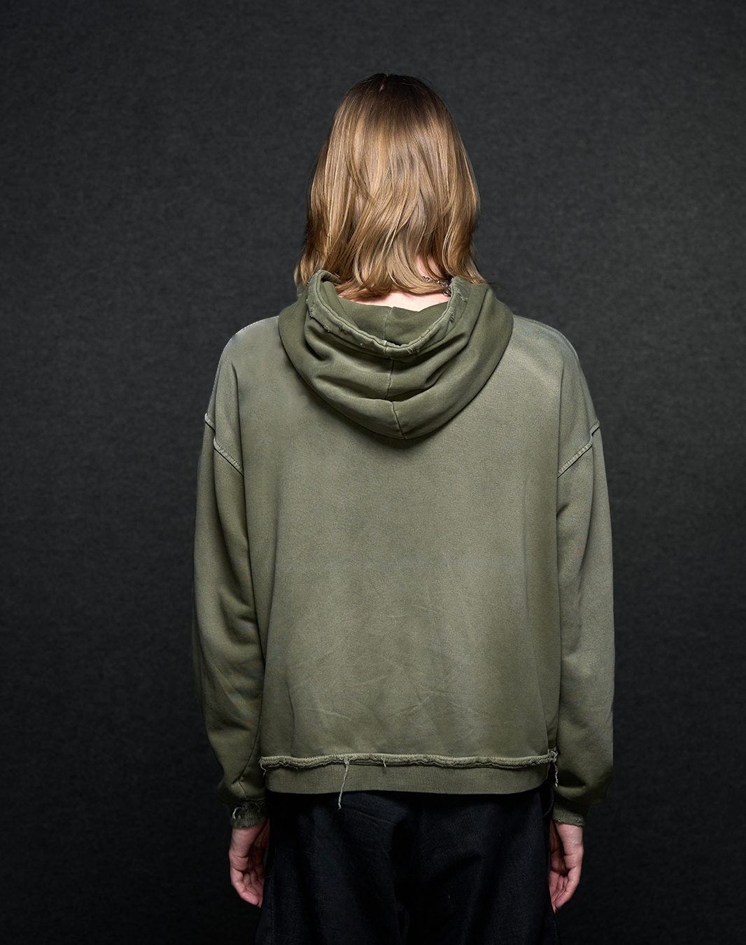 45.4644185, 9.1925697 HOODIE